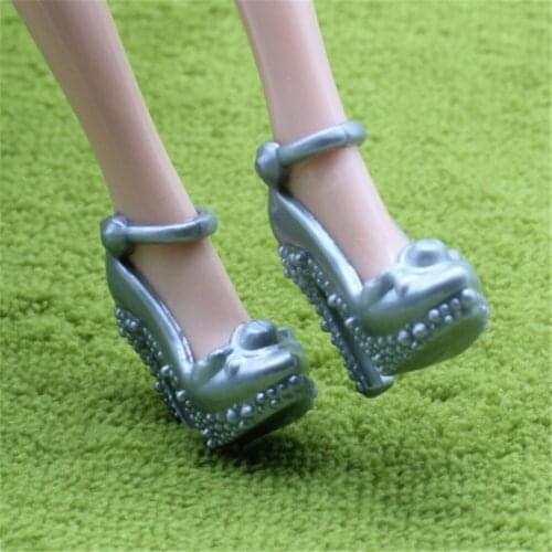 2 Pairs Shoes For Doll Accessories Fashion Doll Handmade Plastic Doll High Heel Sandals Shoes Silver/Grey Color New