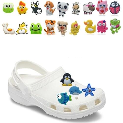 40-100pcs Cute Animal PVC Shoe Charms Butterfly Giraffe Frog Dog Fox Accessories for Clog Panda Elephant Dolphin Shoe Decoration
