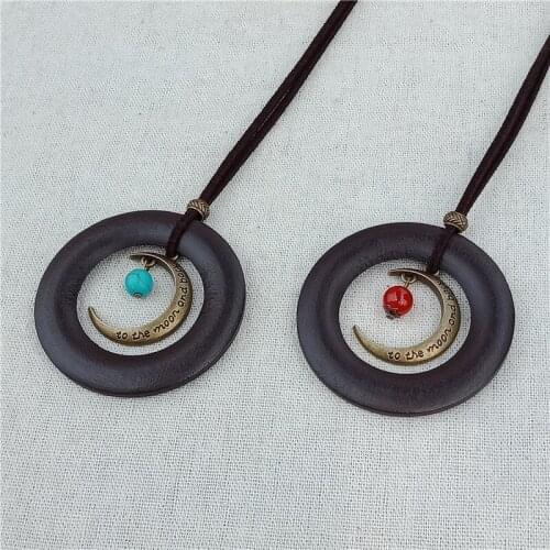 1 Antique Bronze Silver Crescent / Bead Charm Pendant Leather Wooden Round Vintage Sweater Chain 2020 New