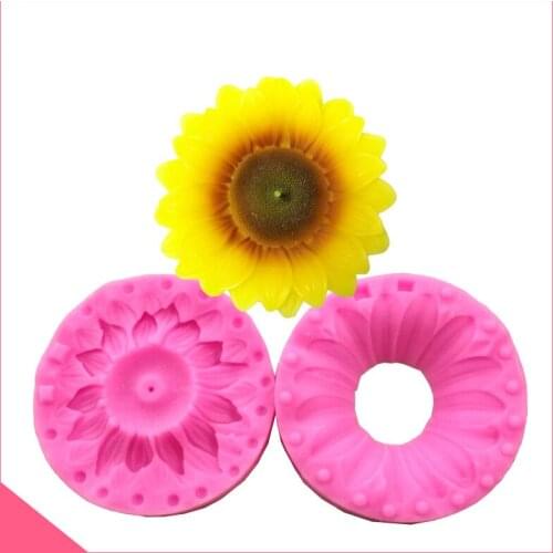Three-dimensional large 9.3*9.3*2.8 cm sunflower mousse cake chocolate mold candle aromatherapy silicone mold