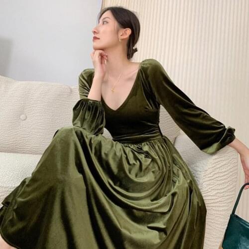 2020 Women Autumn & Winter Elegant Velvet Dress,sexy V-neck Hepburn style palace vintage velour party dress plus size 5XL 6XL