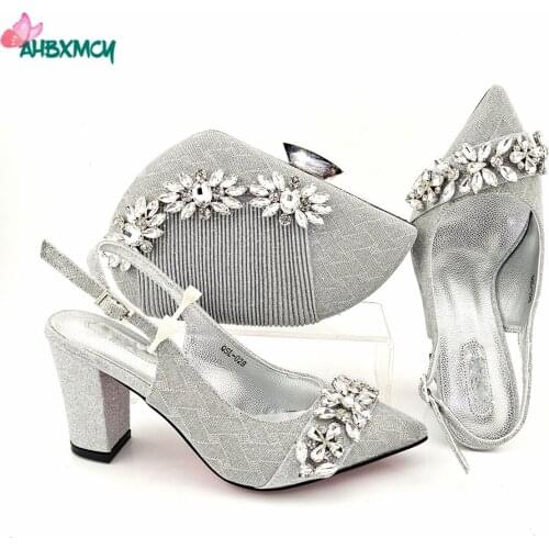 Silver Color New Arrivals Nigeiran Women Shoes and Bag to Match Decorate with Rhinestone Comfortable Heels Thin Heels for Party