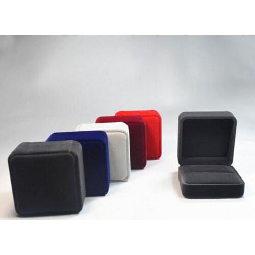 Wholesale 10pcs High Quality 7x7x4cm Velvet Round Angle Jewelry Gift Box Couple Ring Organizer Ring Display Box 2018 New