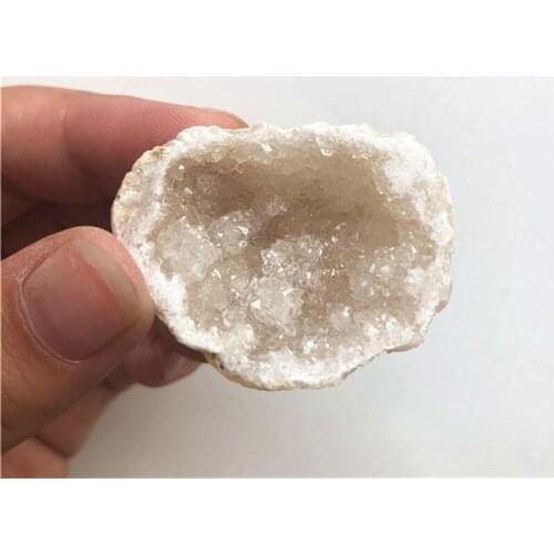 Natural minerals white agate cave cluster quartz crystal cluster crystals healing stones for feng shui