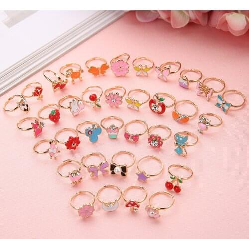 5PCS Fancy Adjustable Cartoon Rings Party Favors Kids Girls Action Figures Toy