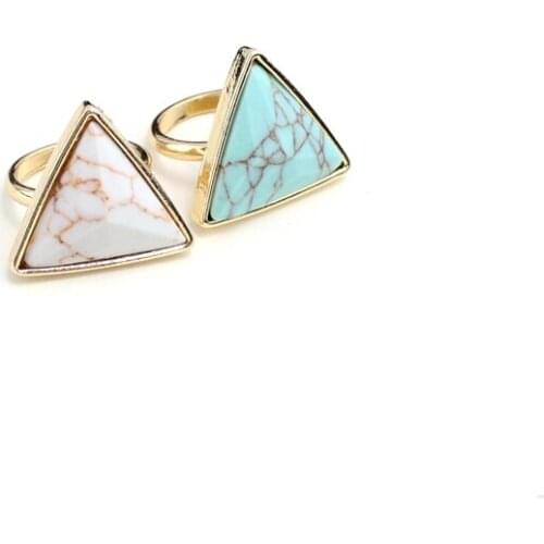 2016 new triangle white green stone ring vintage simple Plane women rings