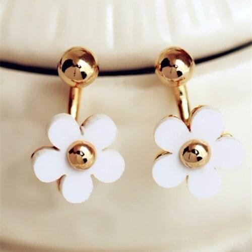 2020 New Summer Style Top Quality Ladies simulated pearl cute Five Leaves And Flowers Stud Earrings For Women