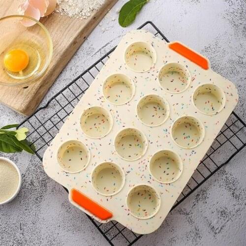 12 Cup Silicone Baking Pan Muffin Cupcake Cake Mold Non Stick Microwave Baking Sheet Renusable Baking Mold Baking Tools Bakeware