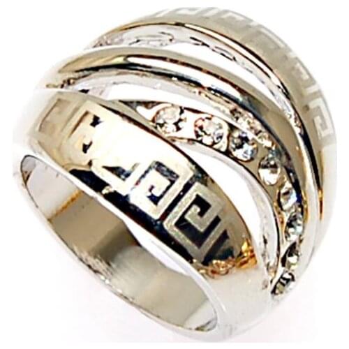 Wholesale Unique Designed Laser Engraving Crystal Finger Ring Twist Finger Ring With Rhinestones