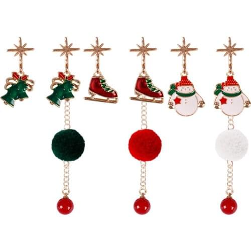 2020 New Christmas Earrings Temperament Ladies Asymmetrical Plush Ball Snowman Wreath Bell Pendant Alloy Jewelry New Year Gift
