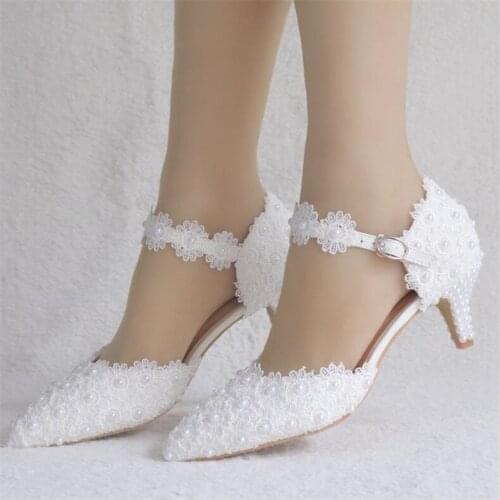 New 5cm White Lace Pearl Pointed Sandals Low Heel Large Size Single Shoes Womens Lace Wedding Shoes Bridal Shoes High Heels