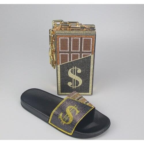 HOT NEW Pink home fashion wild hair slippers winter new bright diamond Summer sandals female 2021 flip flop flat with interior