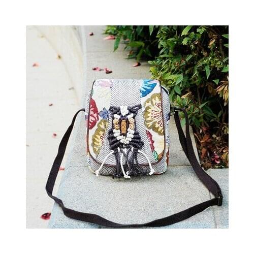 New national string appliques women Mini shopping handbags!Nice floral embossing lady hasp shoulder&crossbody bag Hot Canvas bag