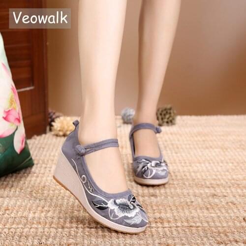 Veowalk 7cm Wedge Women Comfortable Canvas High Heels Ankle Strap Retro Ladies Casual Pumps Platforms Handmade Embroidered Shoes