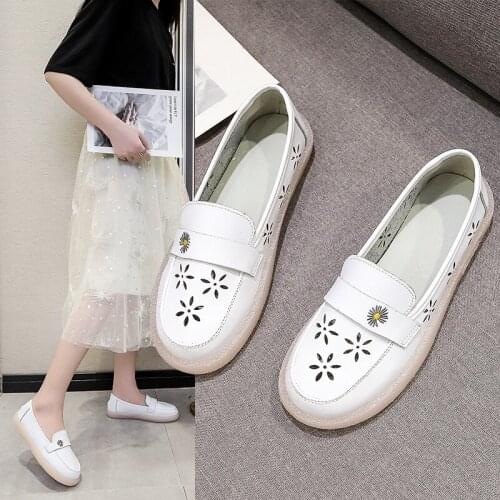 Women Flats Shoes Leather Loafers Shoes For Females Nurse Flats White Shoes Air Cushion Soft Loafers Ladies Shoes NVX428