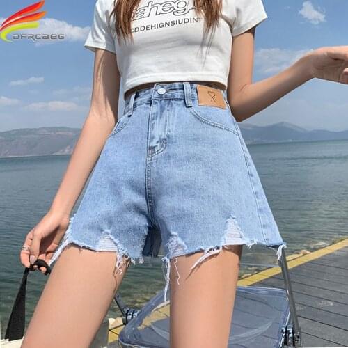 Summer 2021 Womens Denim Shorts Streetwear Casual Jean Shorts Epaulet Pockets Hole Wide Leg Loose Sky Blue Short Jeans Female