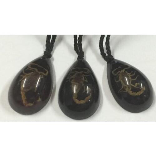 FREE SHIPPING 18 pcs real golden scorpion pendant cool black drop style jewelry specimen