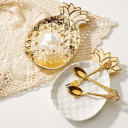 Nordic Storage Tray Pineapple Shaped Ceramic Dessert Dish Dresstable Jewelry Display Plate Home Entrance Keys Organizer Trays