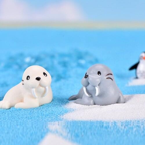 Beach Walrus Animal Model Mini Statue Figurine Christmas Crafts Figurine Ornament Miniatures New Year Home Decor Kids Gift 1PC