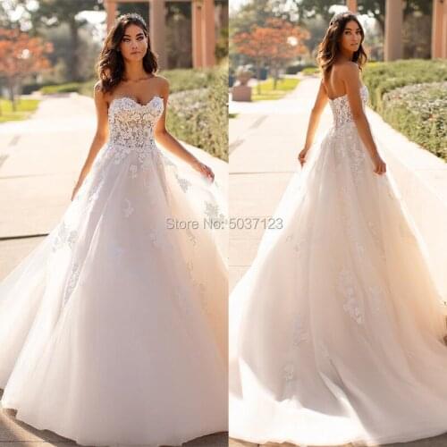 2021 A Line Wedding Dresses Strapless Sweetheart Lace Appliques Bridal Wedding Gown Vestido De Noiva Zipper Sweep Train