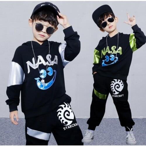 Boys Fashion Suit Spring And Autumn New Cartoon Letters Print Sports Suit Boys Hooded Pullover + Loose Pants Casual Sports Suit