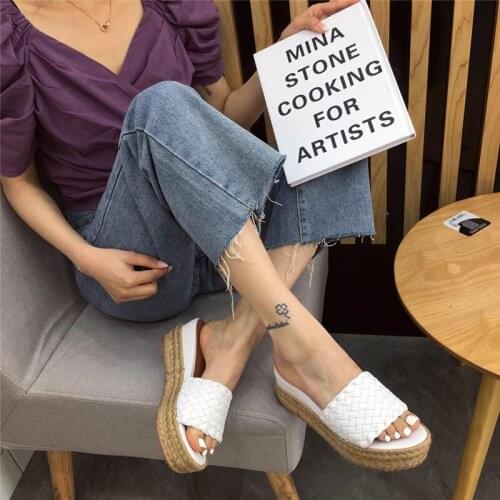 Summer new style Korean high-heeled sandals all-match simple pure color thick-soled ladies slippers can be worn outside