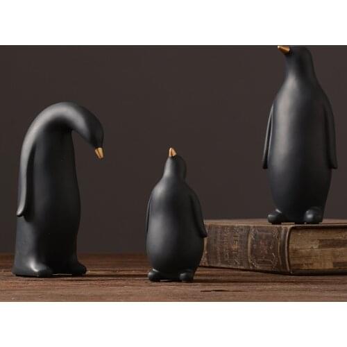 New Modern Creative Penguin Family Resin Crafts Animal Figurines Miniatures Garden Porcelain Home Decoration Accessories