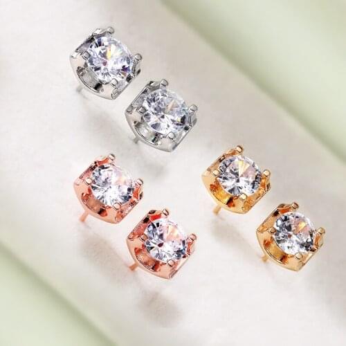 Huitan Hot Sale Women Solitaire Stud Earrings Good Quality Dazzling CZ Wedding Earrings Party Elegant Daily Wear Fashion Jewelry