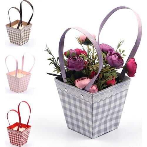 1Pc Gift Flower Box Lattice Square Waterproof Flower Packaging Box Wedding Party Flower Basket Bouquet Handbag Handy Gift Bag