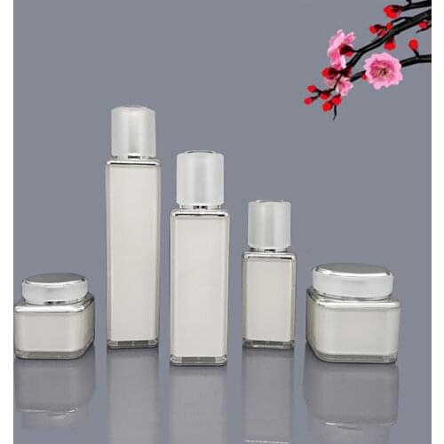 Wholesale Empty Acrylic Cream Jars Eye Cream Bottles Push Lotion Bottles High-grade Essence Bottles sunscreens Packaging