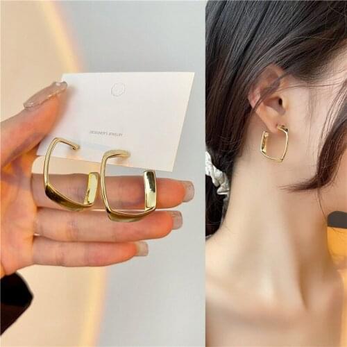 Korean Fashion Gold Geometric Hollow Square Earrings for Women Simple Vintage Earring Chic Punk Earing Jewelry