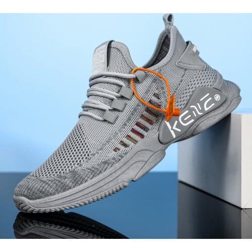 New Men Retro Running Shoes 2021 Knitted Vamp Sneakers Light Breathable Men Vulcanized Shoes Outdoor Jogging Walking Trainers