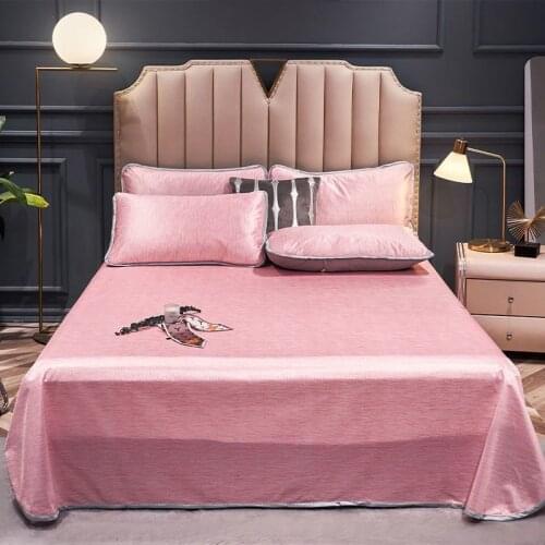 2021 New Ice Silk Bed Sheet 200 x 230 cm High-End Solid Color Mattress Cover Summer Cool Bed Set 3 Pcs