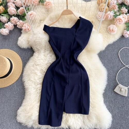 2021 summer new design sense unilateral off-shoulder slim short irregular hip skirt