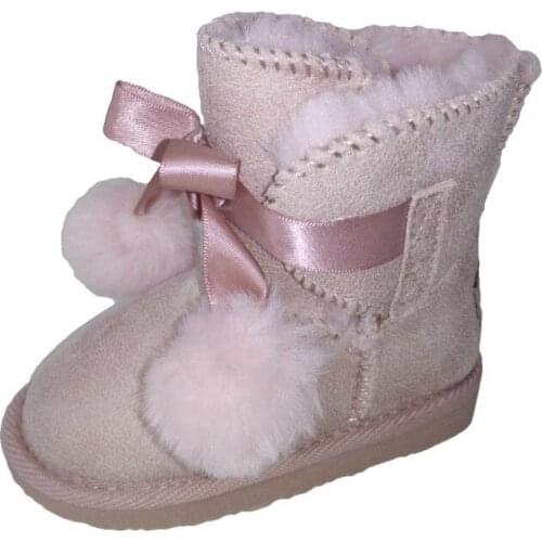 Australian girls boots with pompoms of Conguitos bear