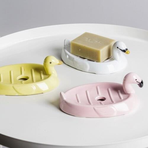 Ins Popular Bathroom Accessories Eco-friendly Ceramic Animal Flamingo Drain Soap Holder Soap Tray Soap Organizer porte savon