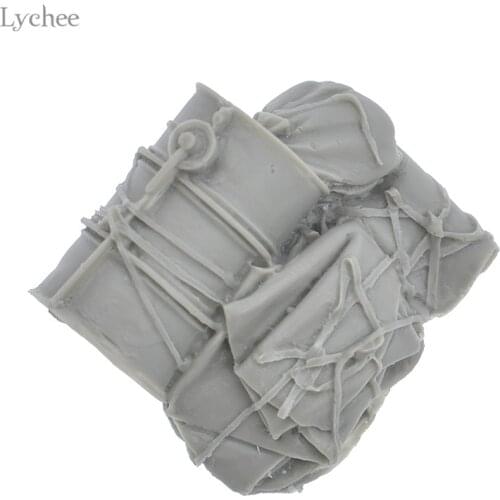 Lychee Life 1/35 Resin Models Oil Drums Canvas Bags Creative Decor Home Decor DIY Soldier Scenario Accessories Children Toys