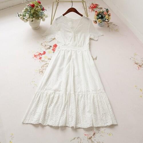 WomenS French Retro Small Fresh Wind Seaside Holiday Beach Dress Elegant V-Neck Lace White Dress 2021 Spring Summer New
