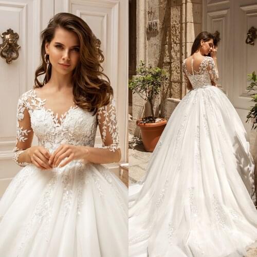 Amazing Appliques Illusion O-Neck Wedding Dresses Ball Gowns See Through Back Long Sleeve Bridal Dresses Vestido Noiva