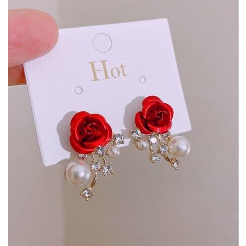 Trendy Sweet Flower Pearl Stud Earrings For Women Elegant Korean Crystal Stud Earrings Wedding Party Girls Sexy Jewelry Gifts