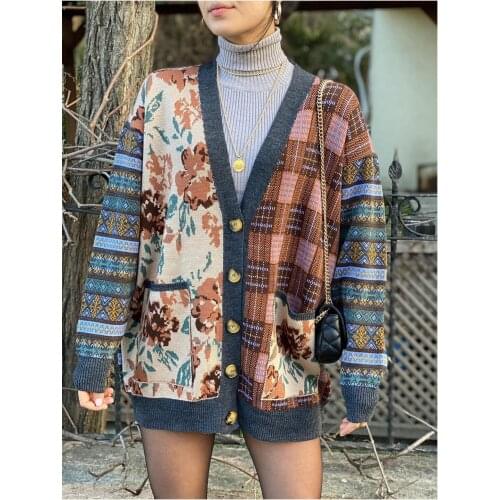 Women Ethnic Pattern Cardigan 2021 Trend new spring soft yarn quality special pattern design stylist jacquard knitted pockets Chic Tops