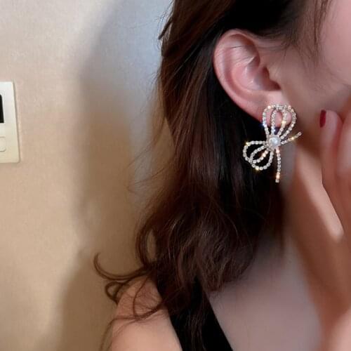 Summer new style personality creative large bow pendant earrings luxury fashion rest that party earrings for women holiday gift