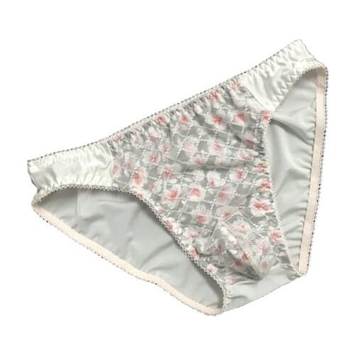 2018 New Style Summer Men Sexy Smooth Soft Underwear Mens Thin Underpants Bikini Briefs Underwear Nylon mens briefs