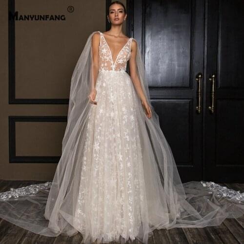 Custom Made Deep V-Neck Embroidery Appliques Tulle Backless A-Line Wedding Dress High-End Sleeveless Chapel Train Bridal Gown