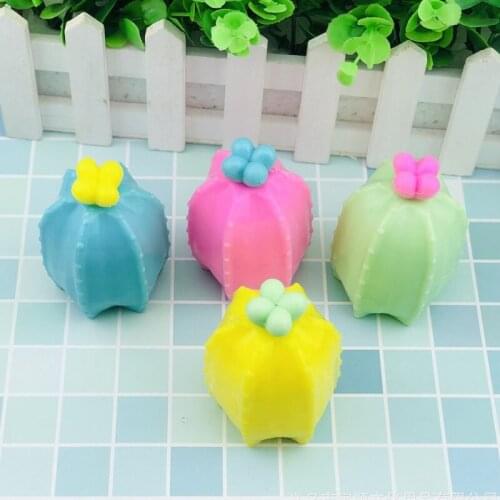 Y4UD 1PC Interactive Playhouse Toy Gifts for Kids Toddlers Pressure Relieving Vent Ball Toy Practical Joke Toys Miniature Toy