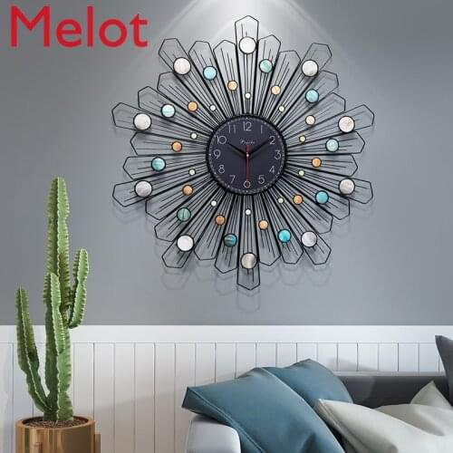 Modern Fashion Cool Wall Clock Living Room Home Nordic Creative Clocks Wall Hanging Simple and Light Luxury Clock