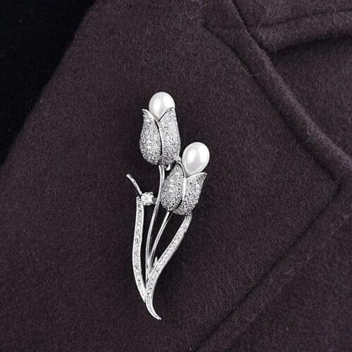 Silver color Tulip Flower Shape Crystal Cubic Zircon Pearl Brooch Pins Wedding Party Banquet Women Men Accessories Jewelry