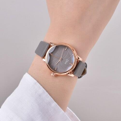 2020 New Fashion Women Watches High Quality Leather Quartz Watches Ladies Dress Watch Casual Zegarek Damski Montre Femme Clock