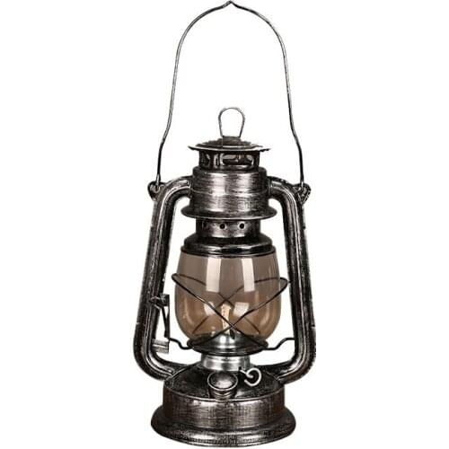 Europe Retro Iron Lantern Lights Stars Night Light Ornaments Oil Lamp Retro Nostalgic Crafts Kerosene Lamp Home Decoration Gifts