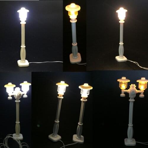 LED lamp post /street light /spotlight / traffic light /Park Road light Building Block USB Luminous Parts City Spotlight Gift B